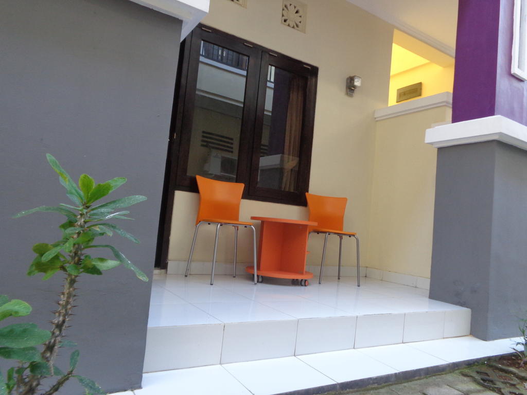 Bakung Sunset Hotel Kuta  Bilik gambar